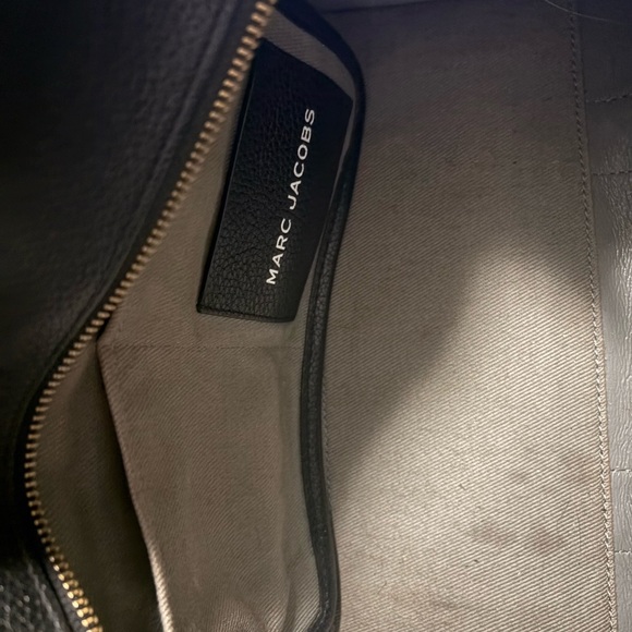 Marc Jacobs Black Leather Tote - Picture 8 of 16